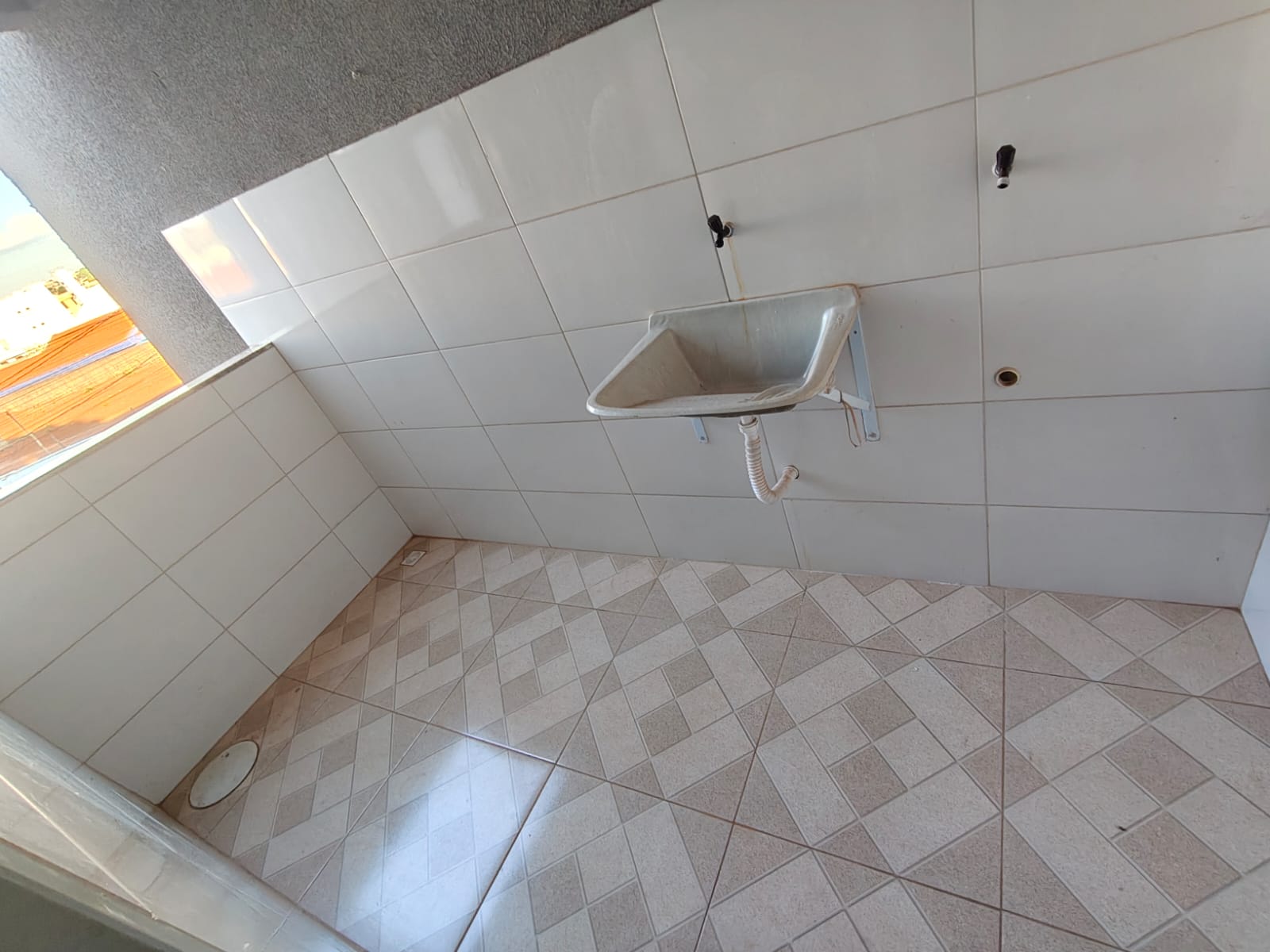 🏠 ÁGIO NO SETOR 12 - PRÓXIMO A PARÓQUIA SÃO PEDRO!, foto 3